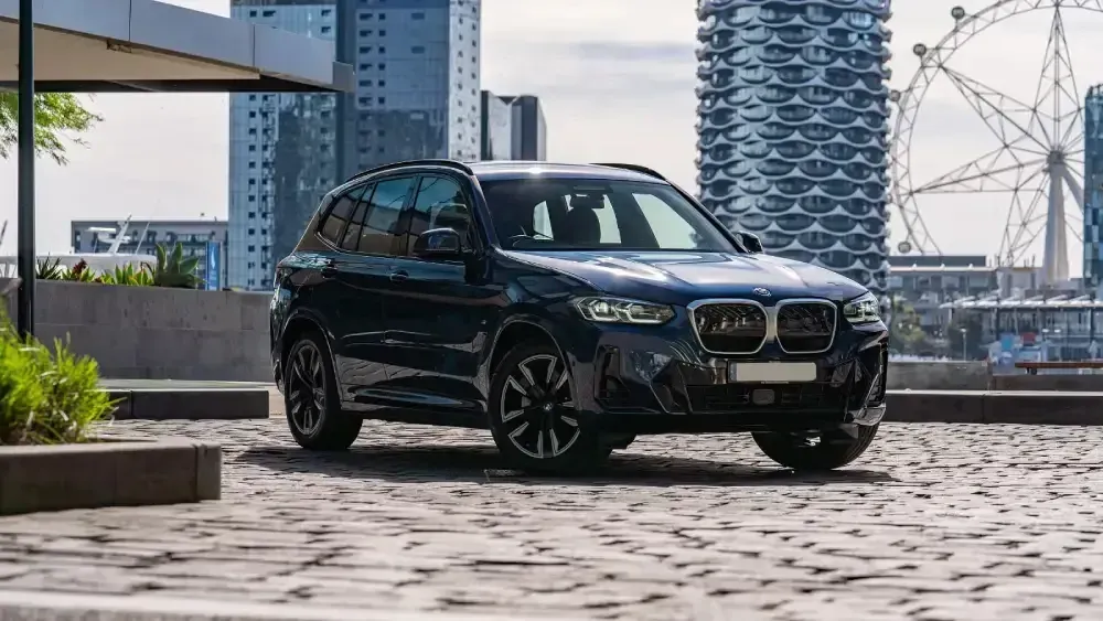 BMW iX3 - Photo 2