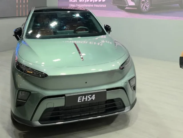 Hongqi E-HS4 at NAIMA Nepal Mobility Expo 2026