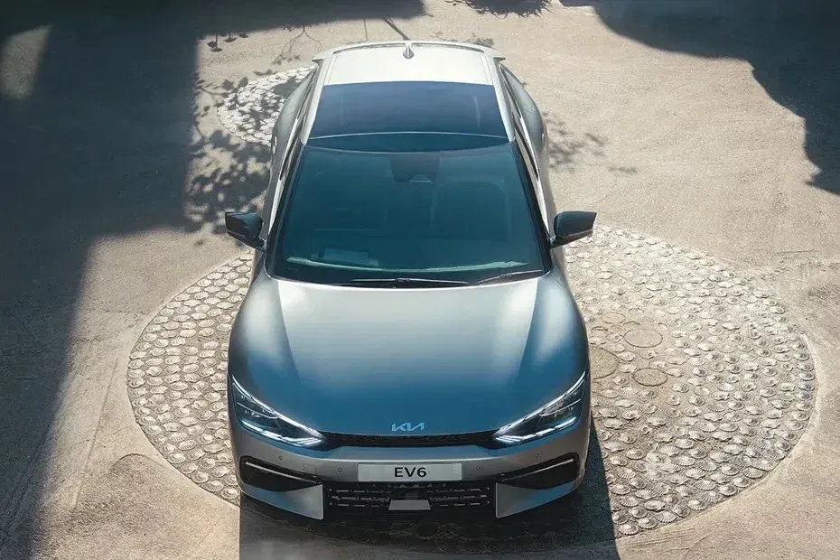 KIA EV6 4