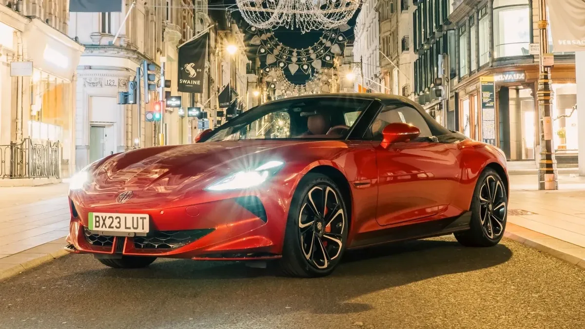 MG Cyberster - Photo 4