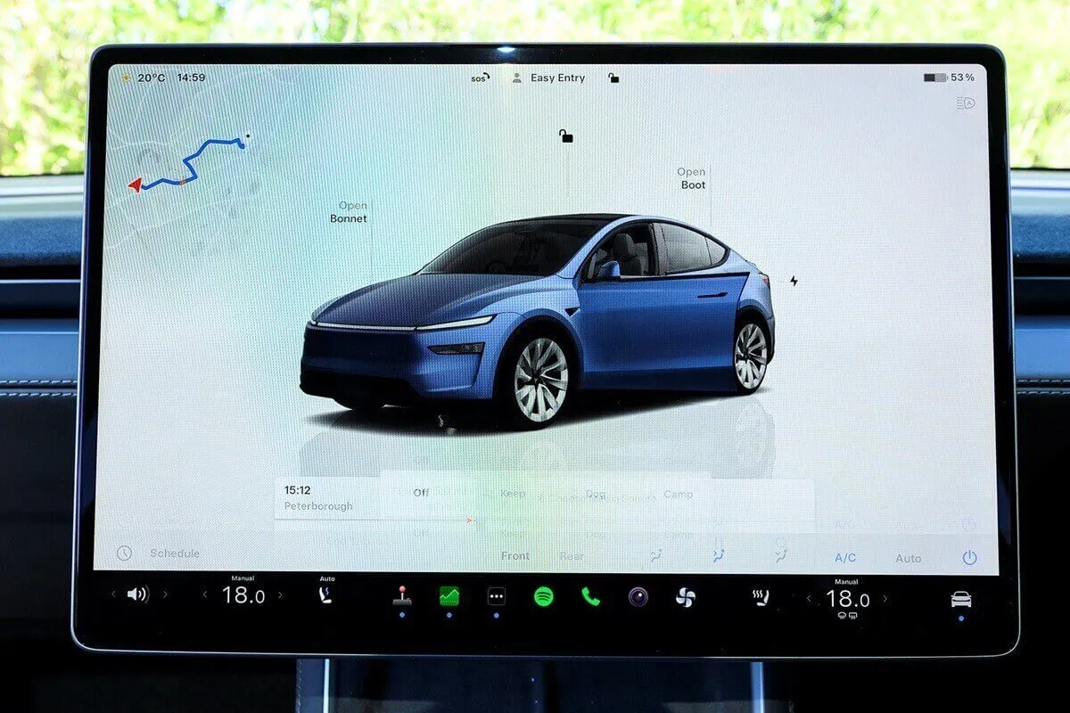 Tesla Model Y - Photo 4