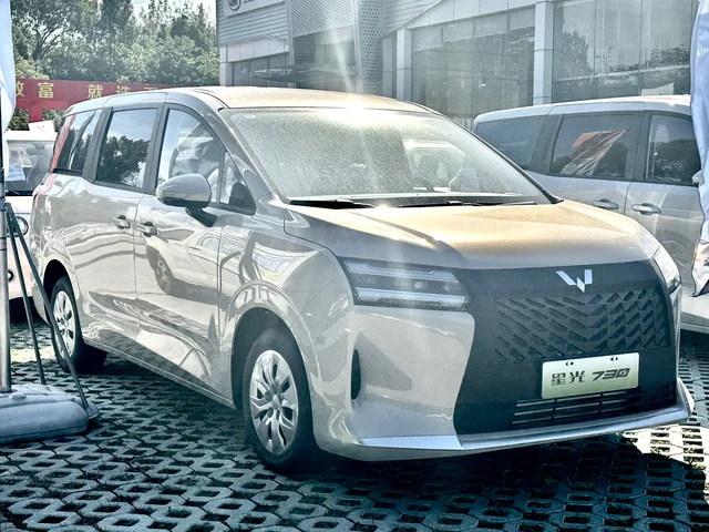 Wuling Darion EV (7-seater MPV) at NAIMA Nepal Mobility Expo 2026