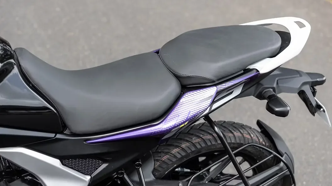 Bajaj Pulsar N125 thumbnail 5