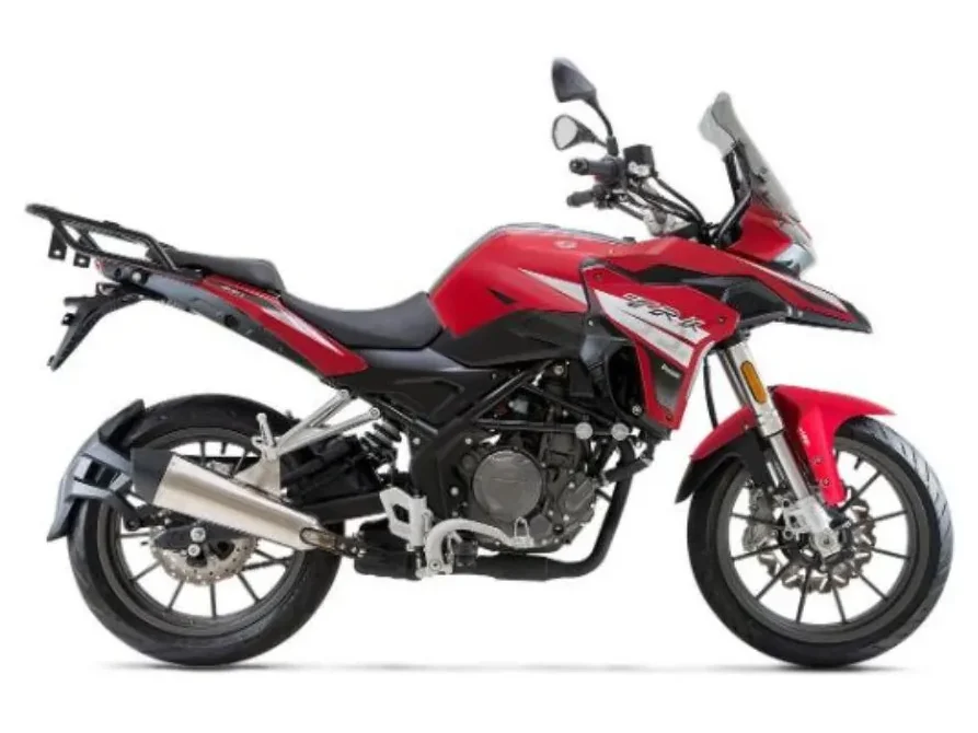 Benelli TRK 251 - Photo 1