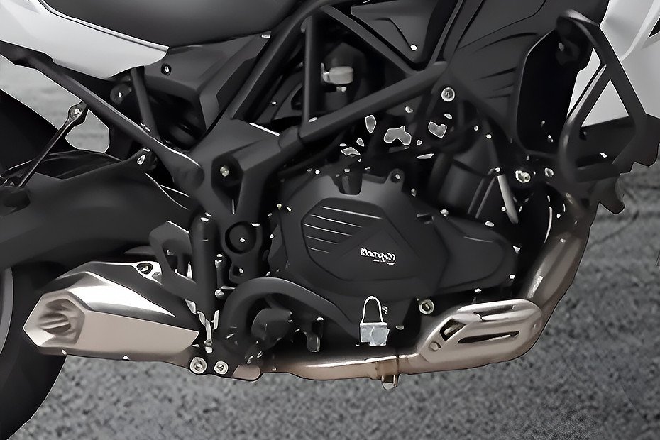 Benelli TRK 502 - Photo 3