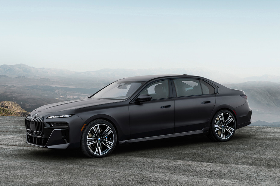 BMW 7 Series - Photo 5