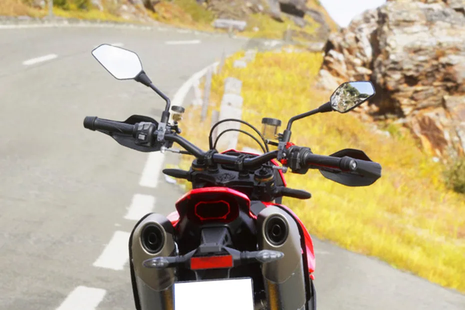 Ducati Hypermotard 698 - Photo 5
