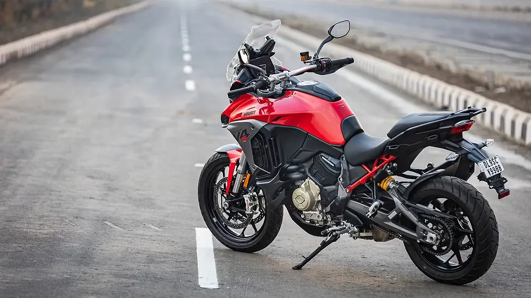 Ducati Multistrada V4 thumbnail 6