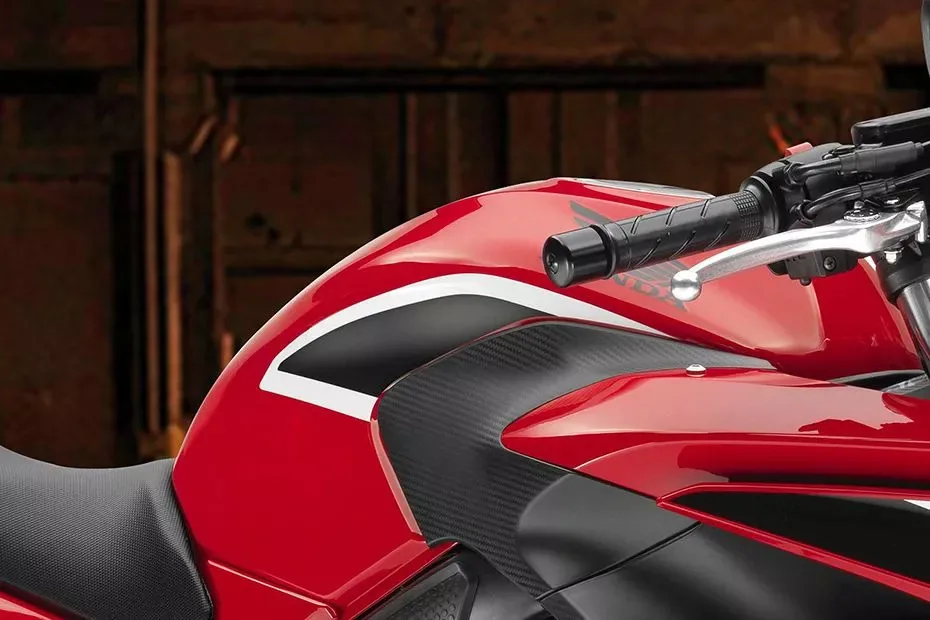 Honda CBR 650F - Photo 3