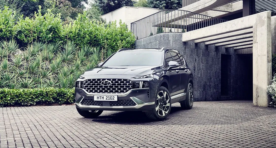 Hyundai Santa Fe thumbnail 2
