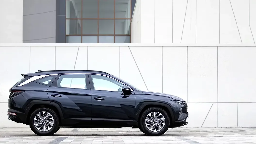 Hyundai Tucson GLX+ thumbnail 2