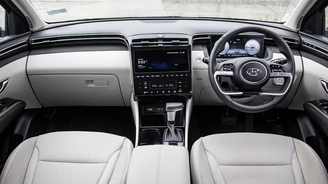 Hyundai Tucson GLX+ thumbnail 6
