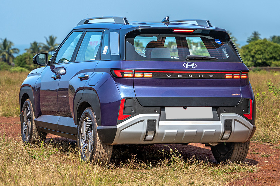 Hyundai Venue E thumbnail 5