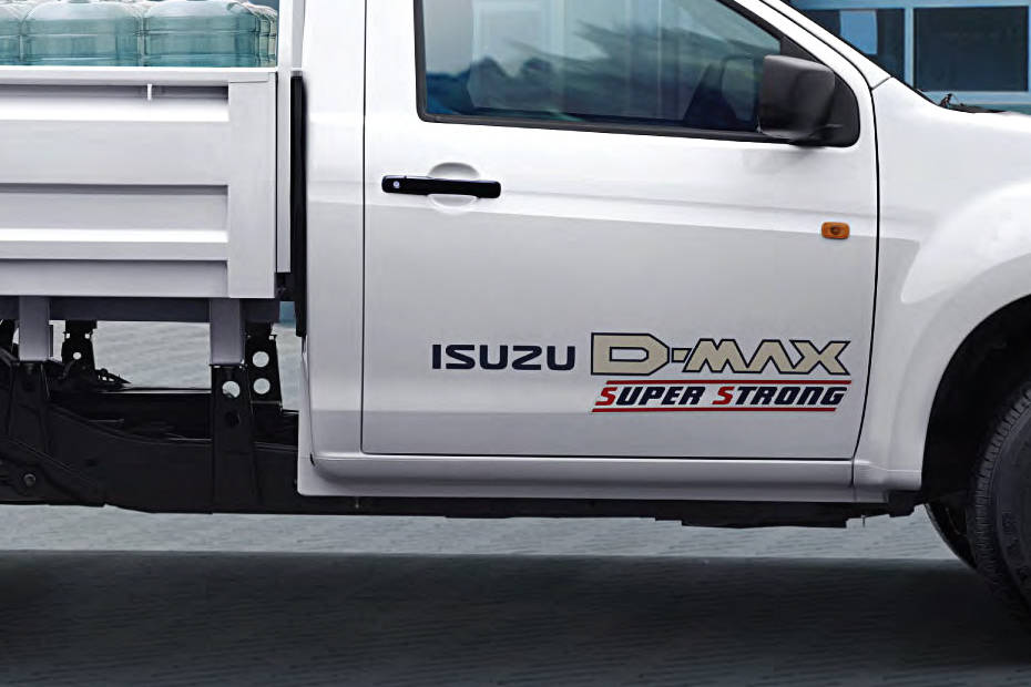 Isuzu D Max S-Cab (2.5L) thumbnail 4