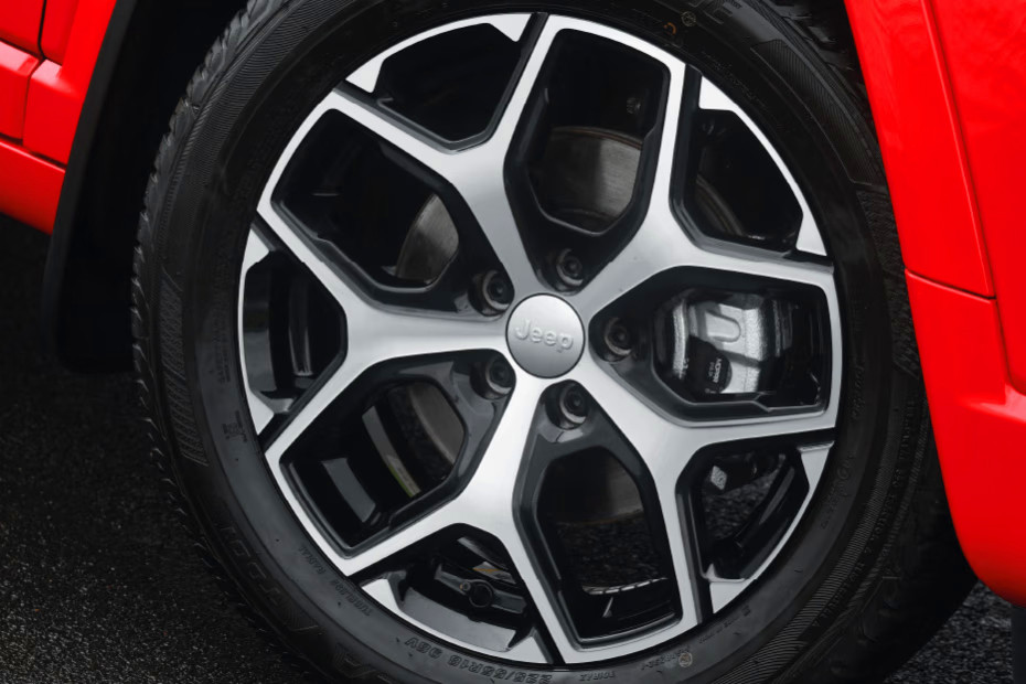 Jeep Compass Limited Petrol thumbnail 7
