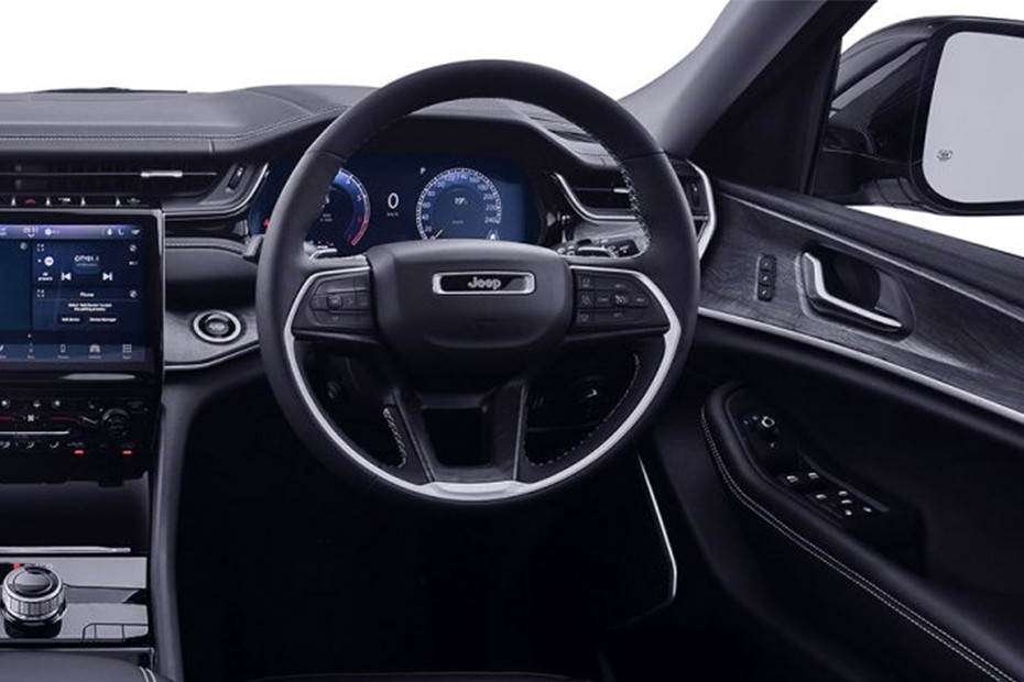 Jeep Grand Cherokee Limited thumbnail 8