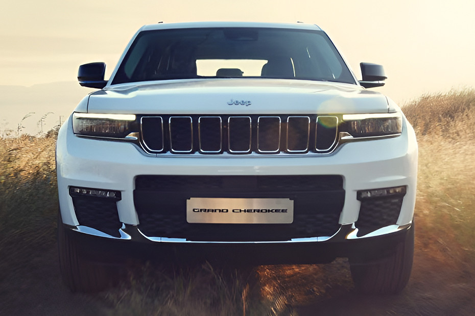 Jeep Grand Cherokee Limited thumbnail 3
