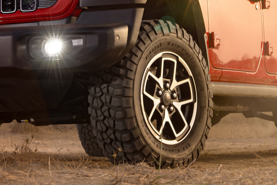 Jeep Wrangler Rubicon thumbnail 10