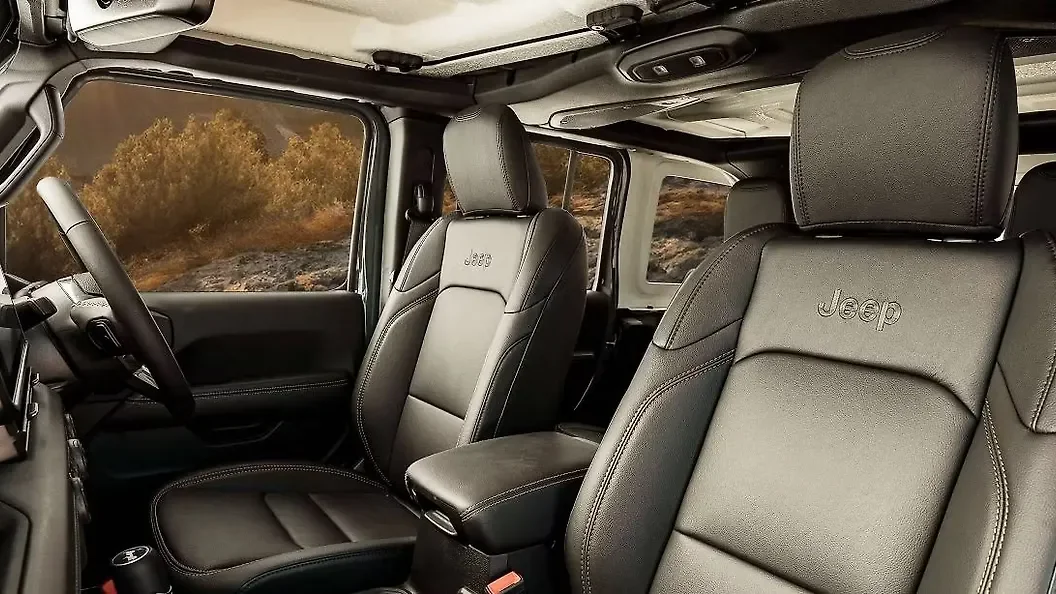 Jeep Wrangler Rubicon thumbnail 3