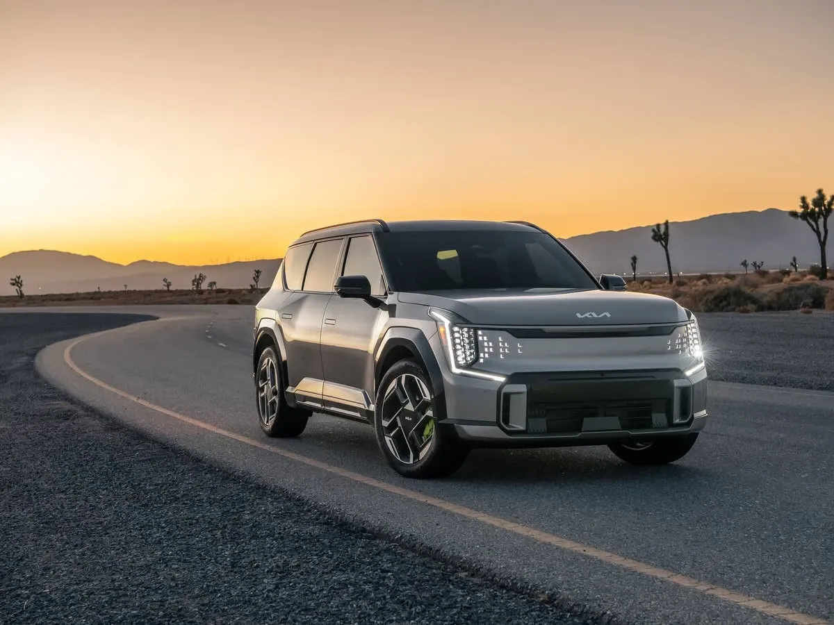 Kia EV9 RWD thumbnail 2