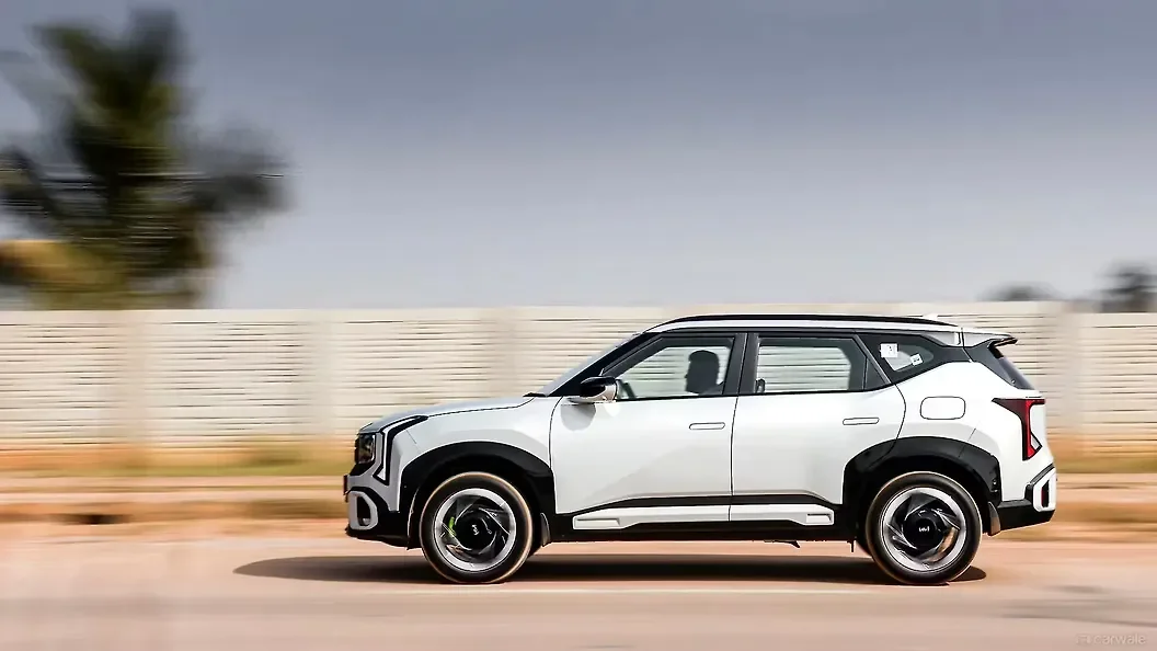 Kia Seltos - Photo 2