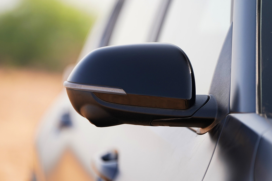 Kia Sonet HTK Plus Petrol thumbnail 12