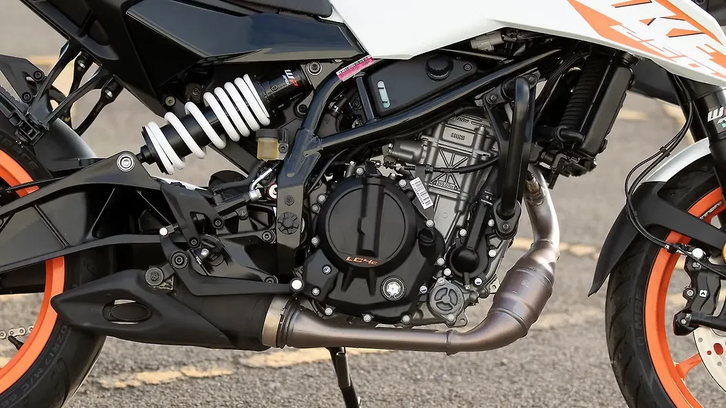 KTM Duke 250 2024 thumbnail 5