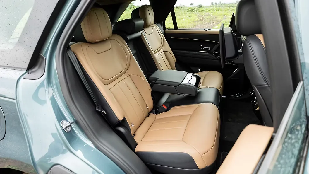 Land Rover Range Rover Sport Dynamic SE thumbnail 6