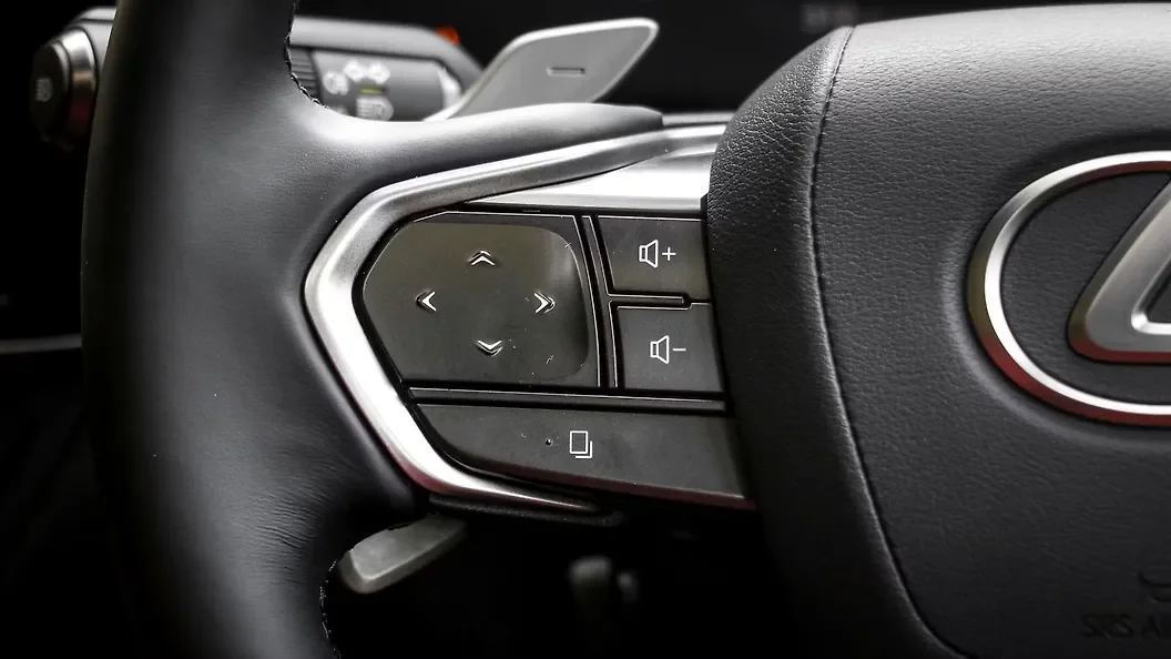 Lexus NX 350h Luxury thumbnail 5