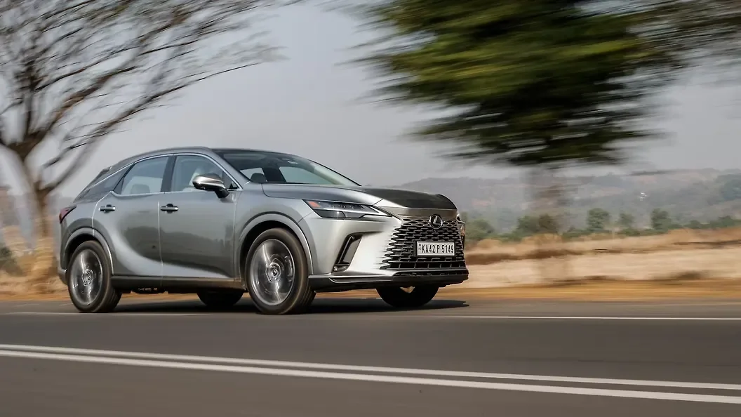 Lexus RX 500h F Sport Performance thumbnail 3