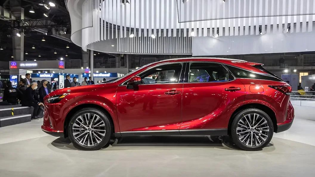 Lexus RX 500h F Sport Performance thumbnail 6
