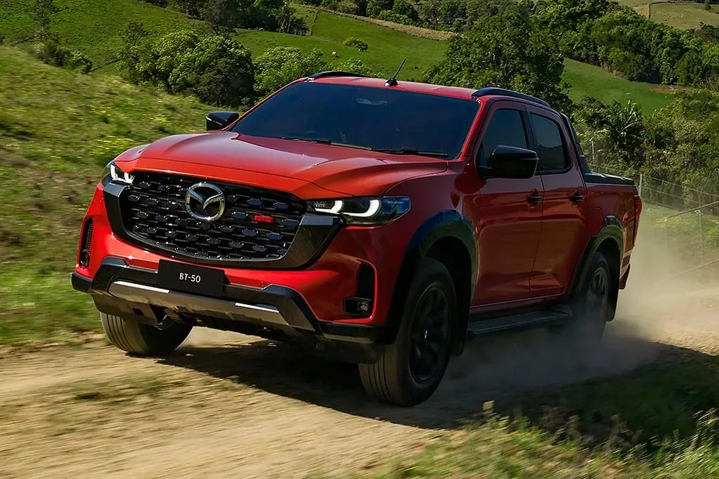 Mazda BT 50 3.0L 4x4 MT thumbnail 2