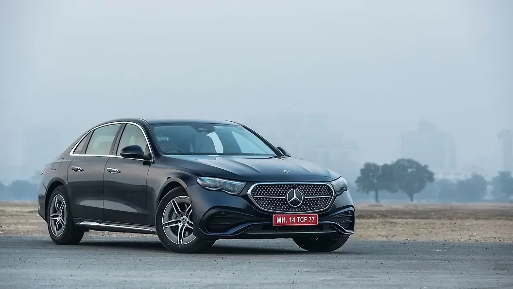 Mercedes-Benz E Class 200 Exclusive Line thumbnail 4