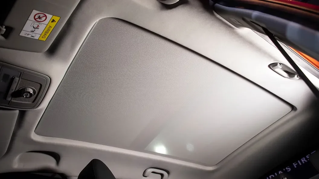 MG Astor MT thumbnail 6