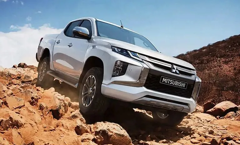 Mitsubishi L200 GLS (MT) thumbnail 2