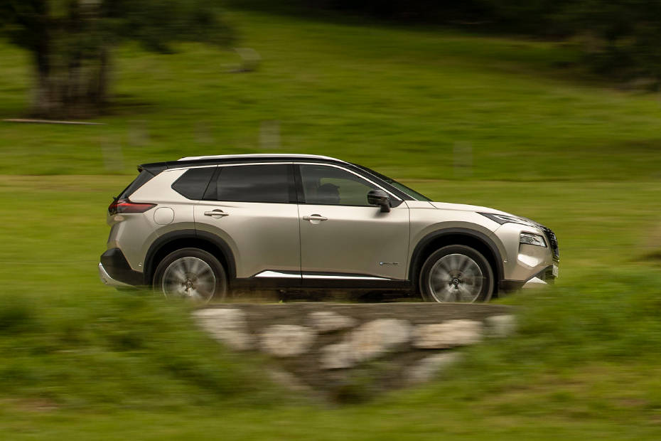 Nissan X Trail e-POWER (High Spec) thumbnail 8