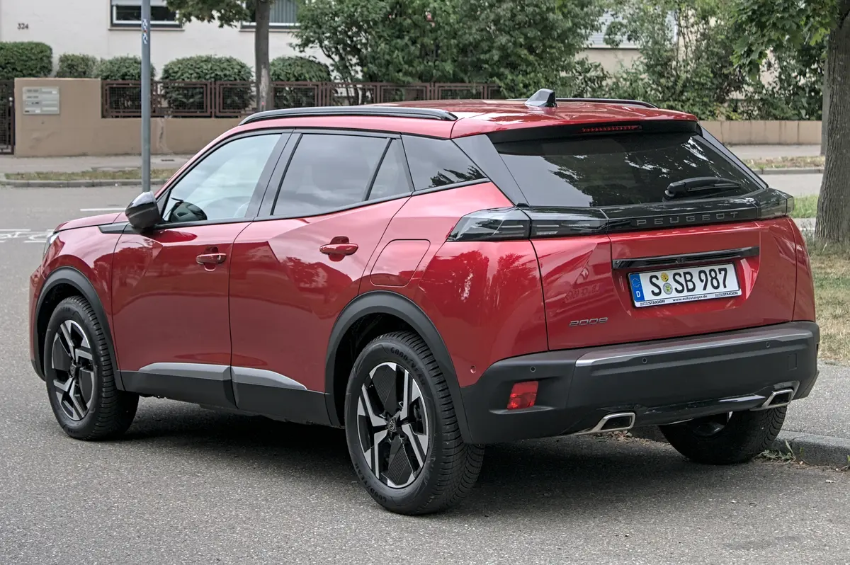 Peugeot 2008 - Photo 3