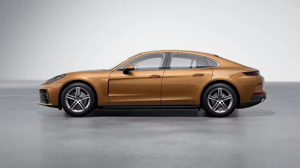Porsche Panamera (Base) thumbnail 3