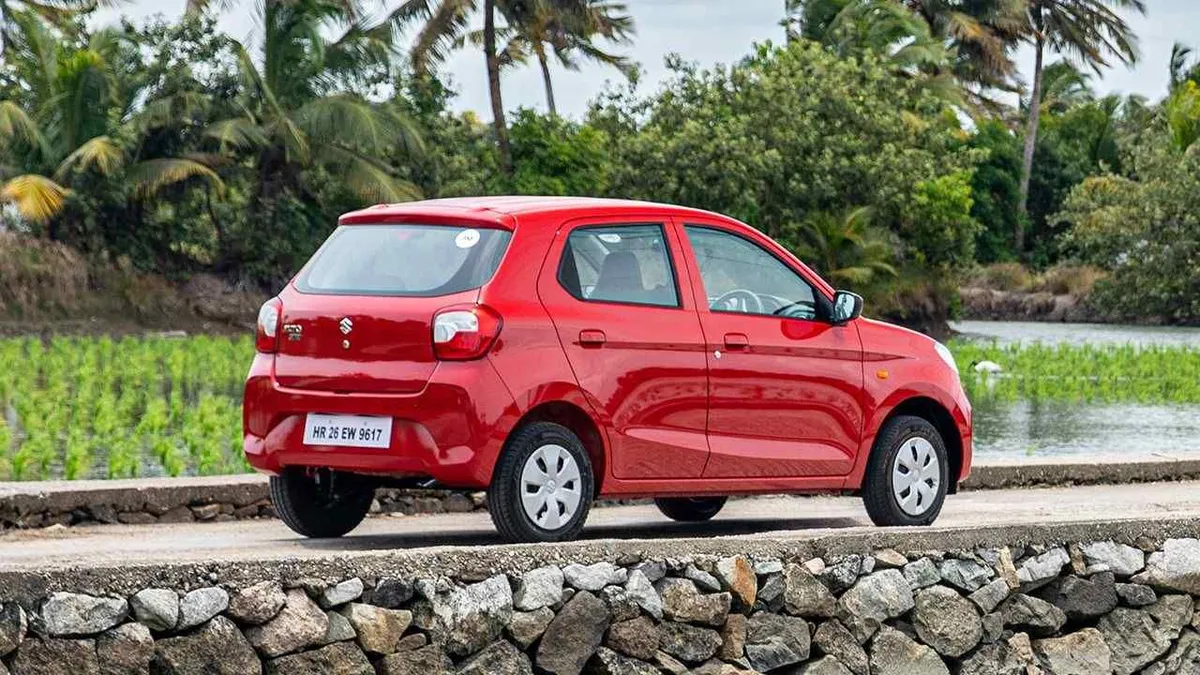 Suzuki Alto K10 - Photo 2