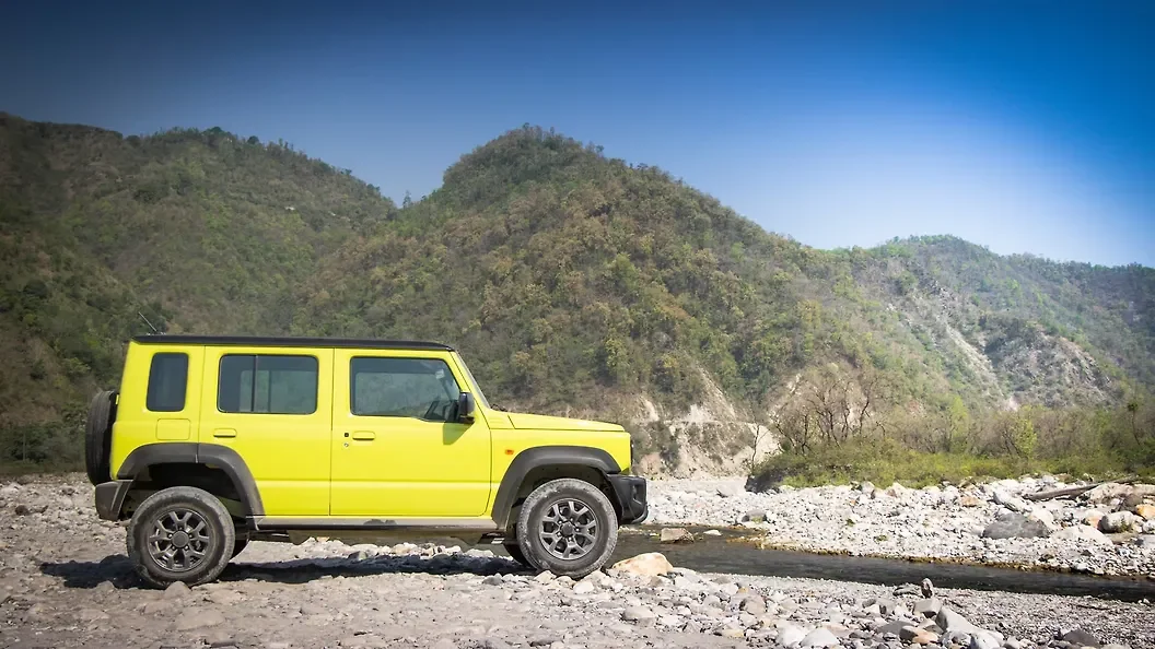 Suzuki Jimny Zeta MT thumbnail 6