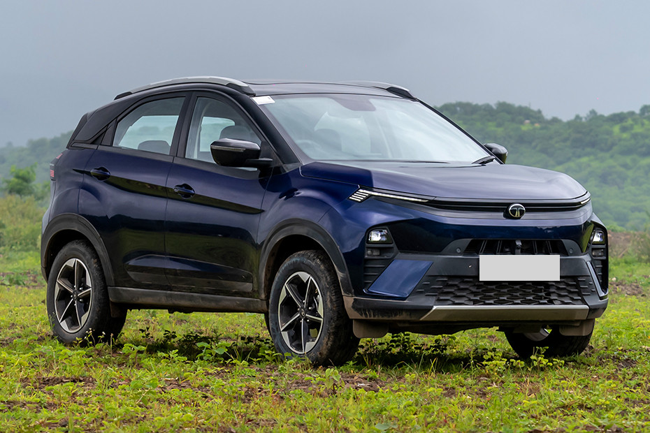 Tata Nexon XE (Smart) thumbnail 3
