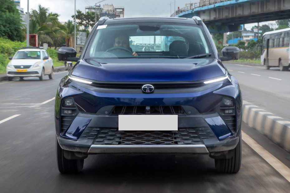 Tata Nexon XE (Smart) thumbnail 4