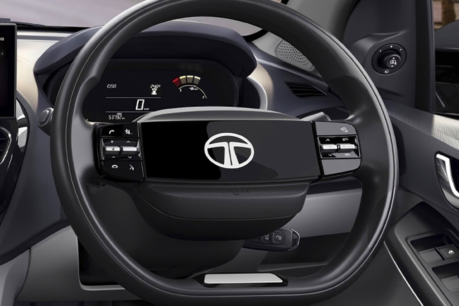 Tata Tiago XT thumbnail 8