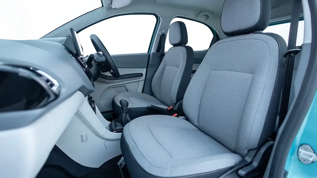 Tata Tiago XT thumbnail 4