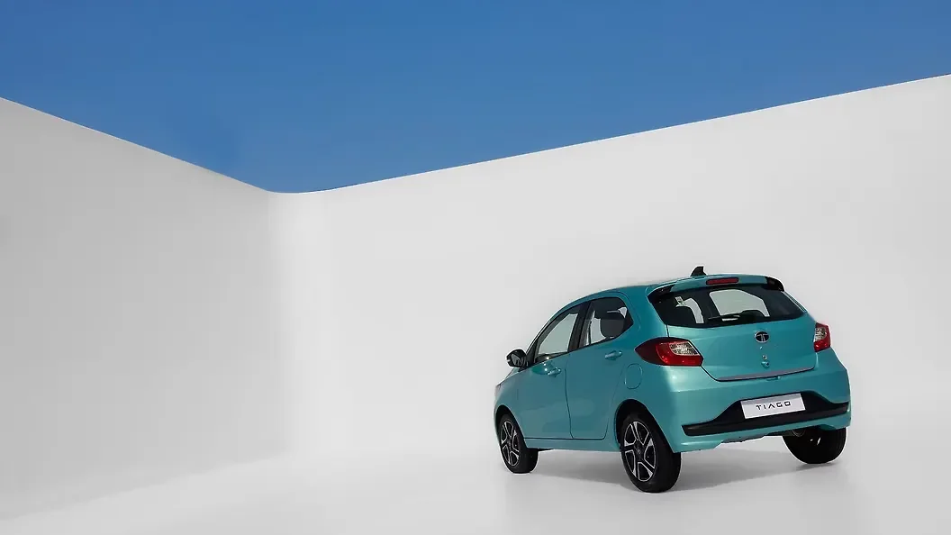 Tata Tiago XT thumbnail 5