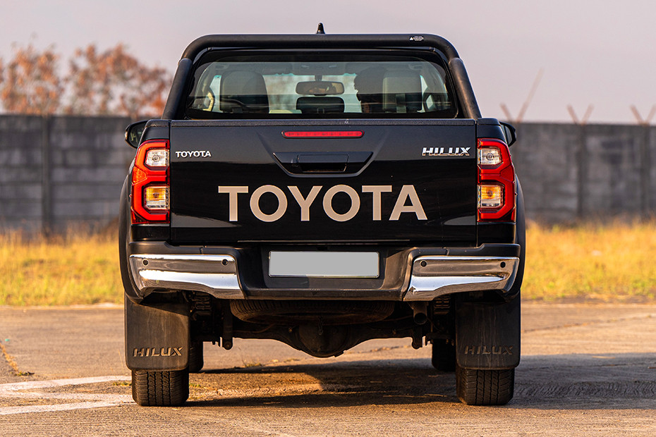 Toyota Hilux 2.8L MT thumbnail 7
