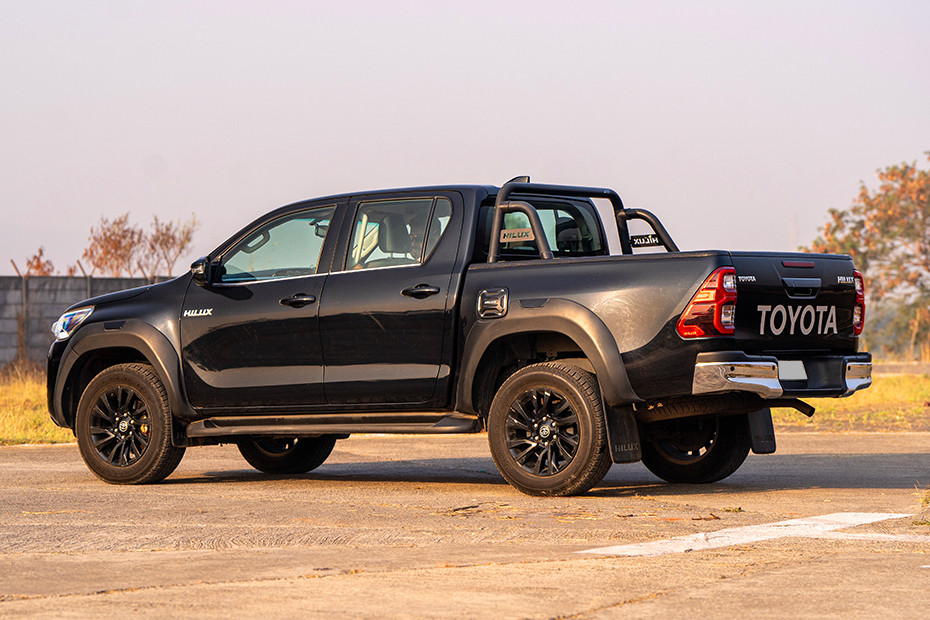 Toyota Hilux 2.8L MT thumbnail 5
