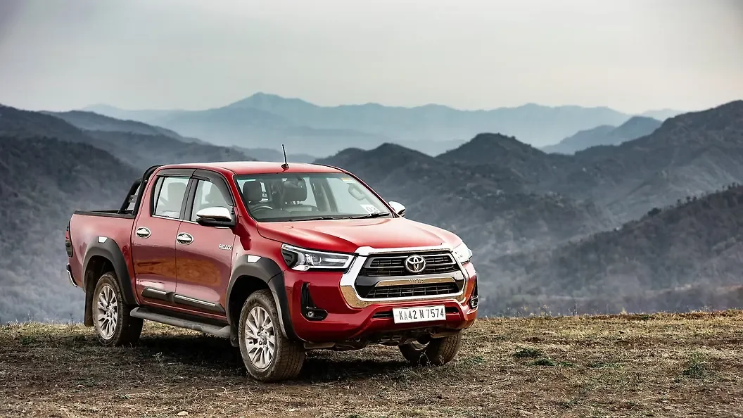 Toyota Hilux 2.4L MT thumbnail 4
