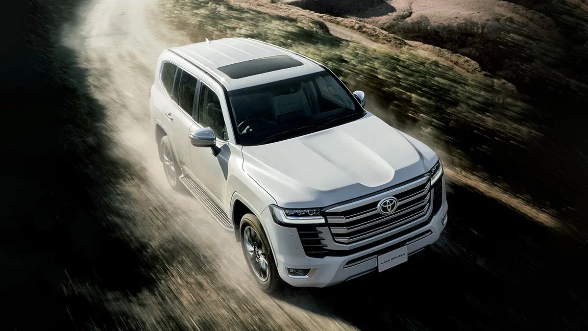 Toyota Land Cruiser 300 Land Cruiser 300 (Diesel) thumbnail 2
