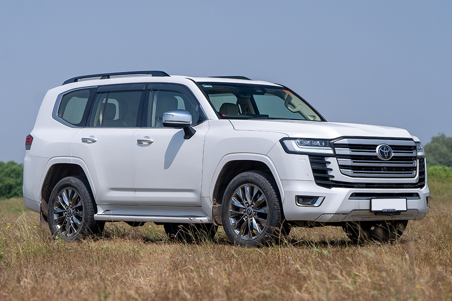 Toyota Land Cruiser 300 Land Cruiser 300 (Diesel) thumbnail 8
